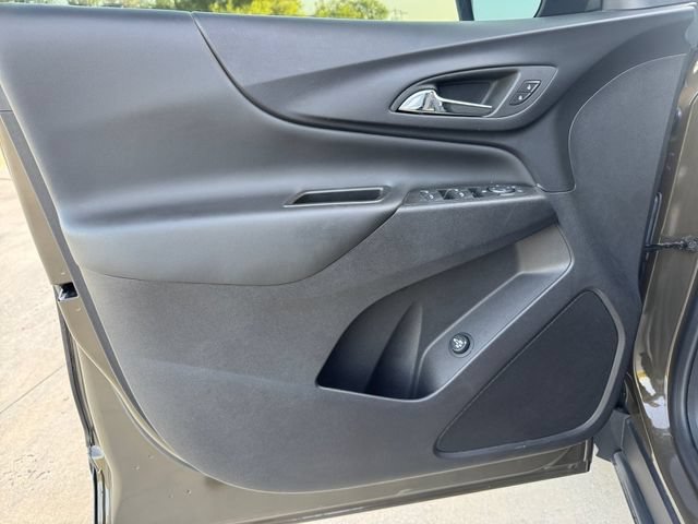 Used 2024 Chevrolet Equinox LT FWD image 4