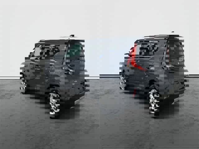 Used 2023 Kia Soul LX w/ Option Group 015 image 9