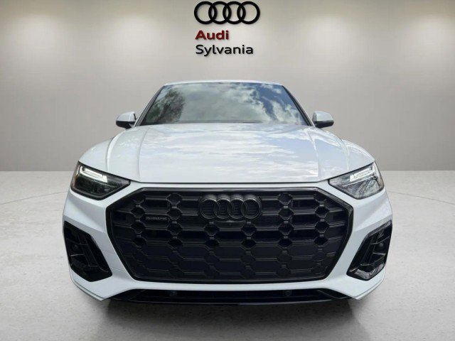 Certified 2025 Audi Q5 e Premium Plus w/ Premium Plus Package AWD/4WD image 3