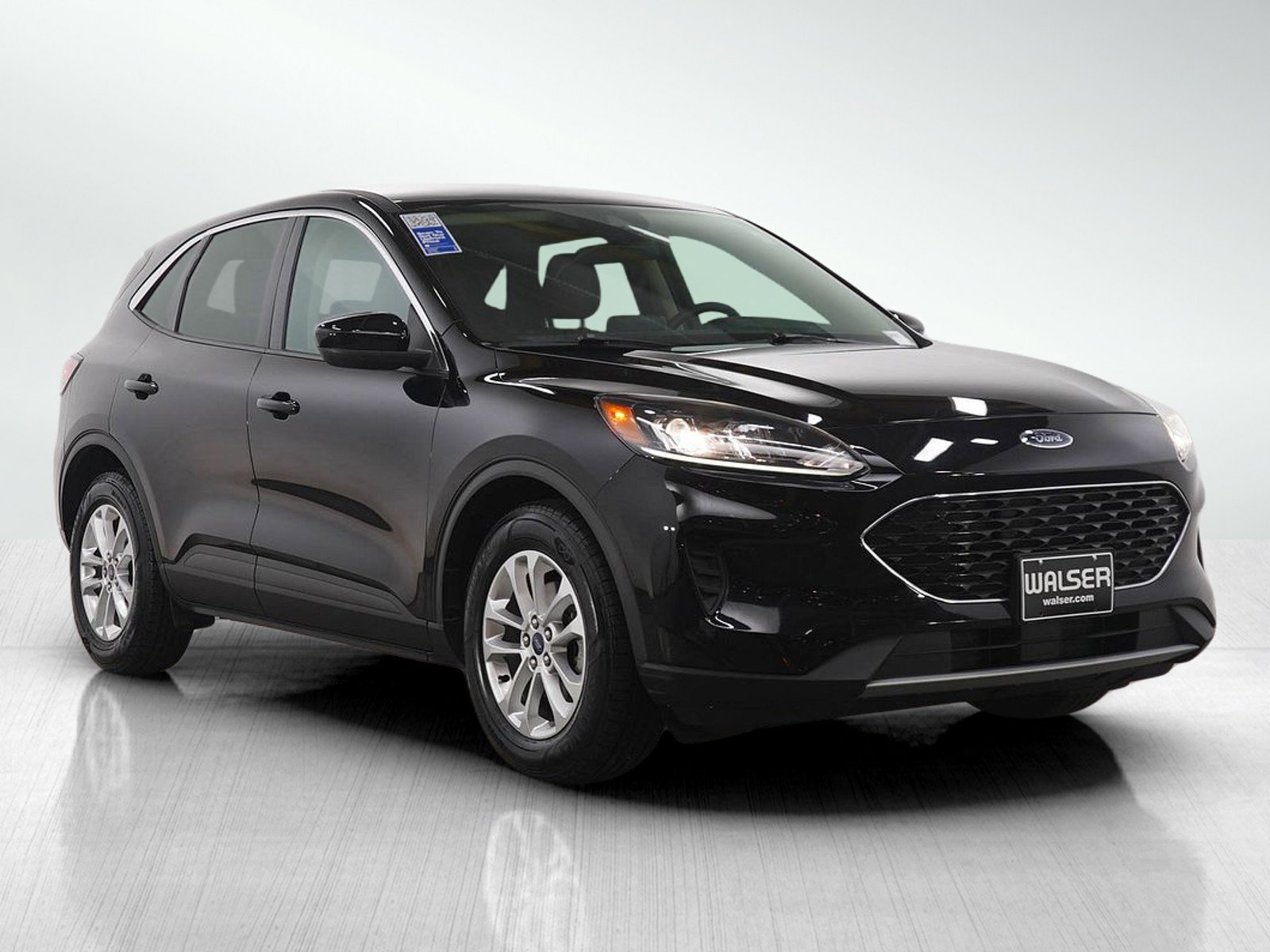 Used 2020 Ford Escape SE image 8