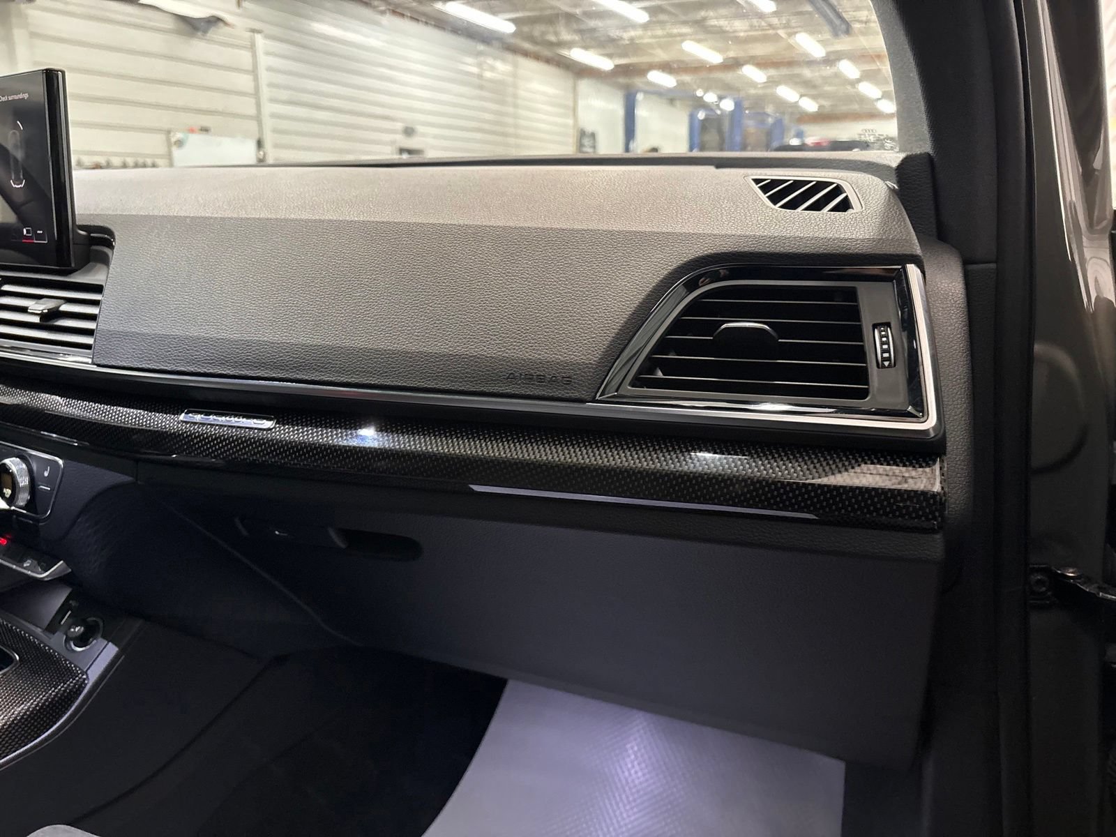 Used 2023 Audi SQ5 Premium w/ Convenience Package AWD/4WD image 29