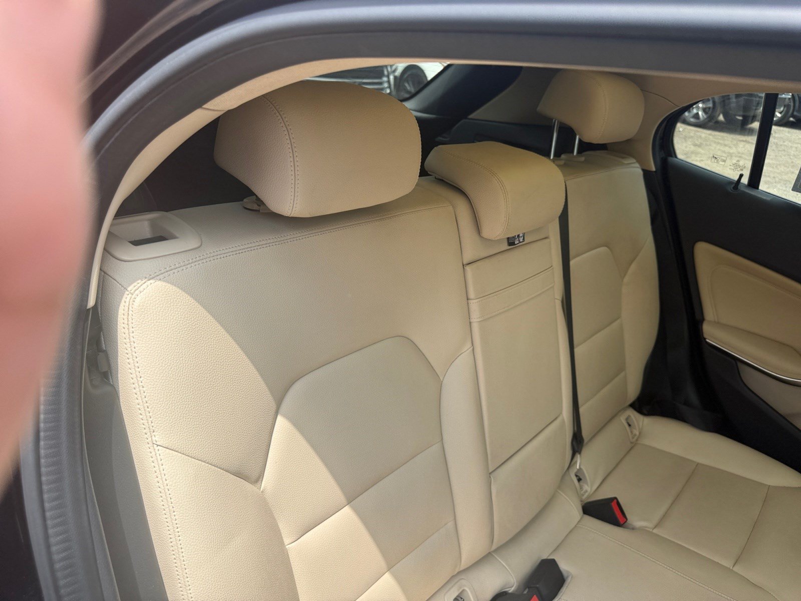 Used 2019 Mercedes-Benz GLA 250 4MATIC image 18