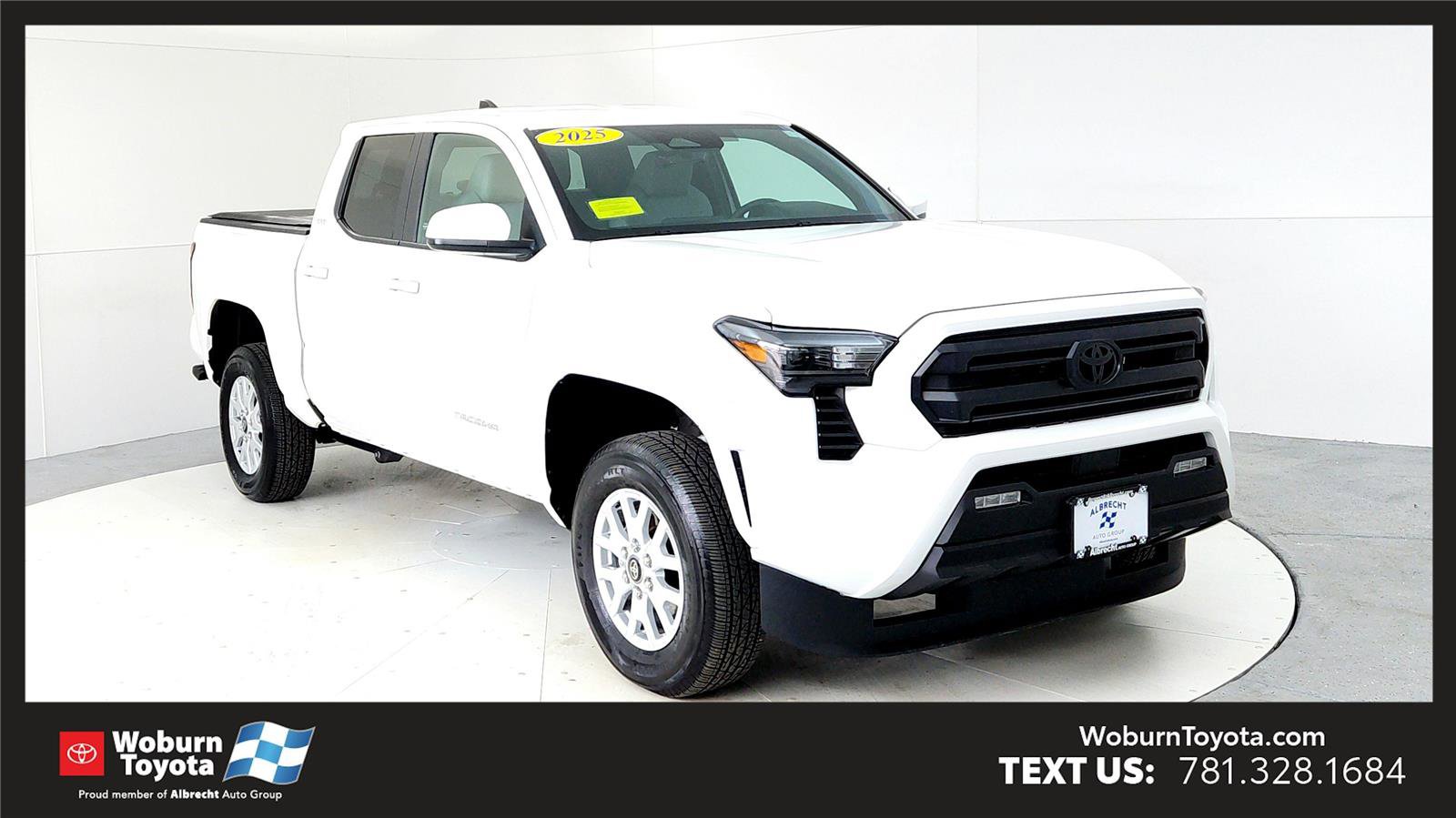 Certified 2025 Toyota Tacoma SR5 image 1