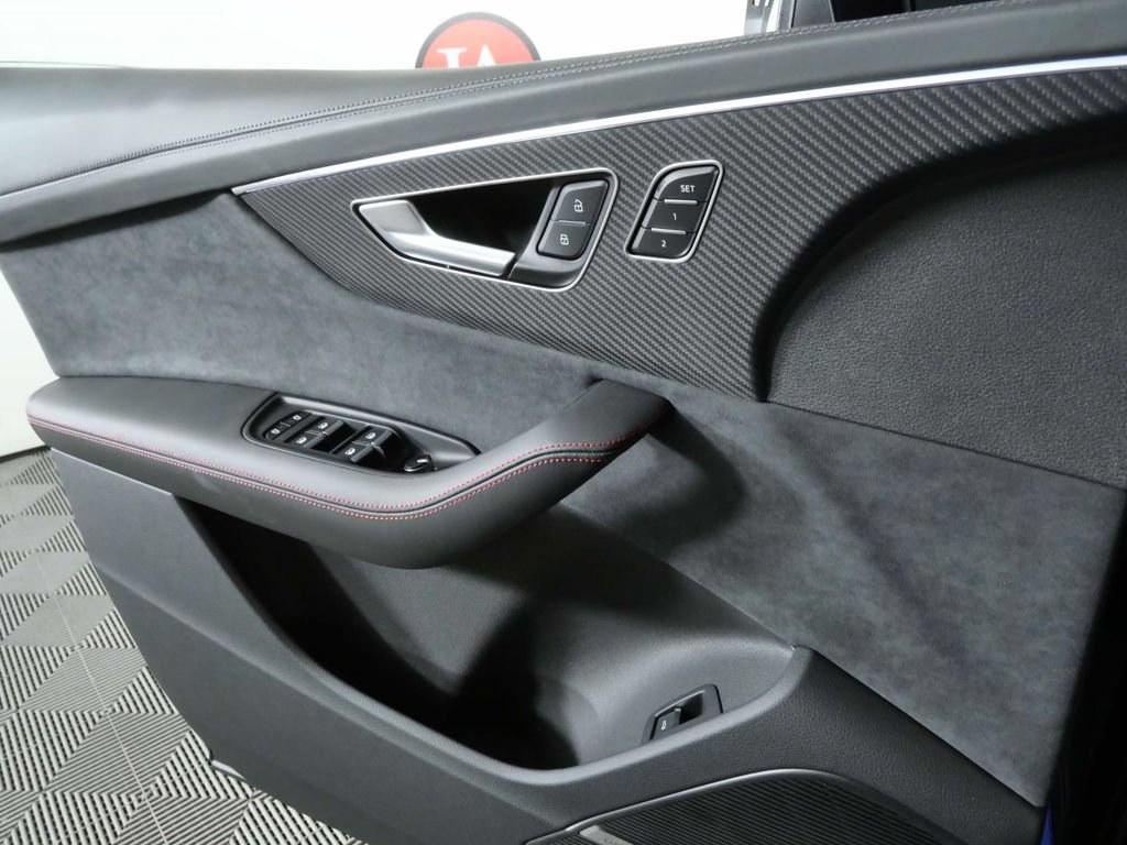 New 2026 Audi SQ7 Prestige AWD/4WD image 28