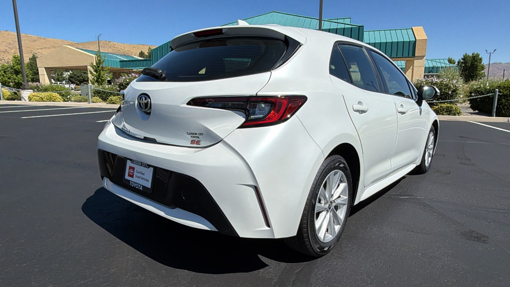 Certified 2024 Toyota Corolla SE FWD image 3