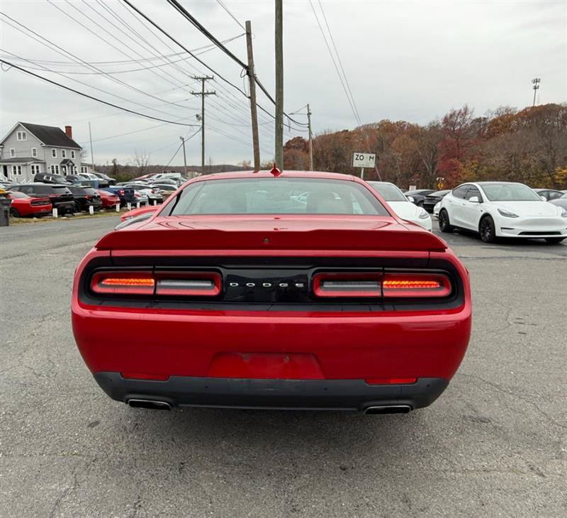 Used 2017 Dodge Challenger GT w/ Driver Convenience Group AWD/4WD image 4