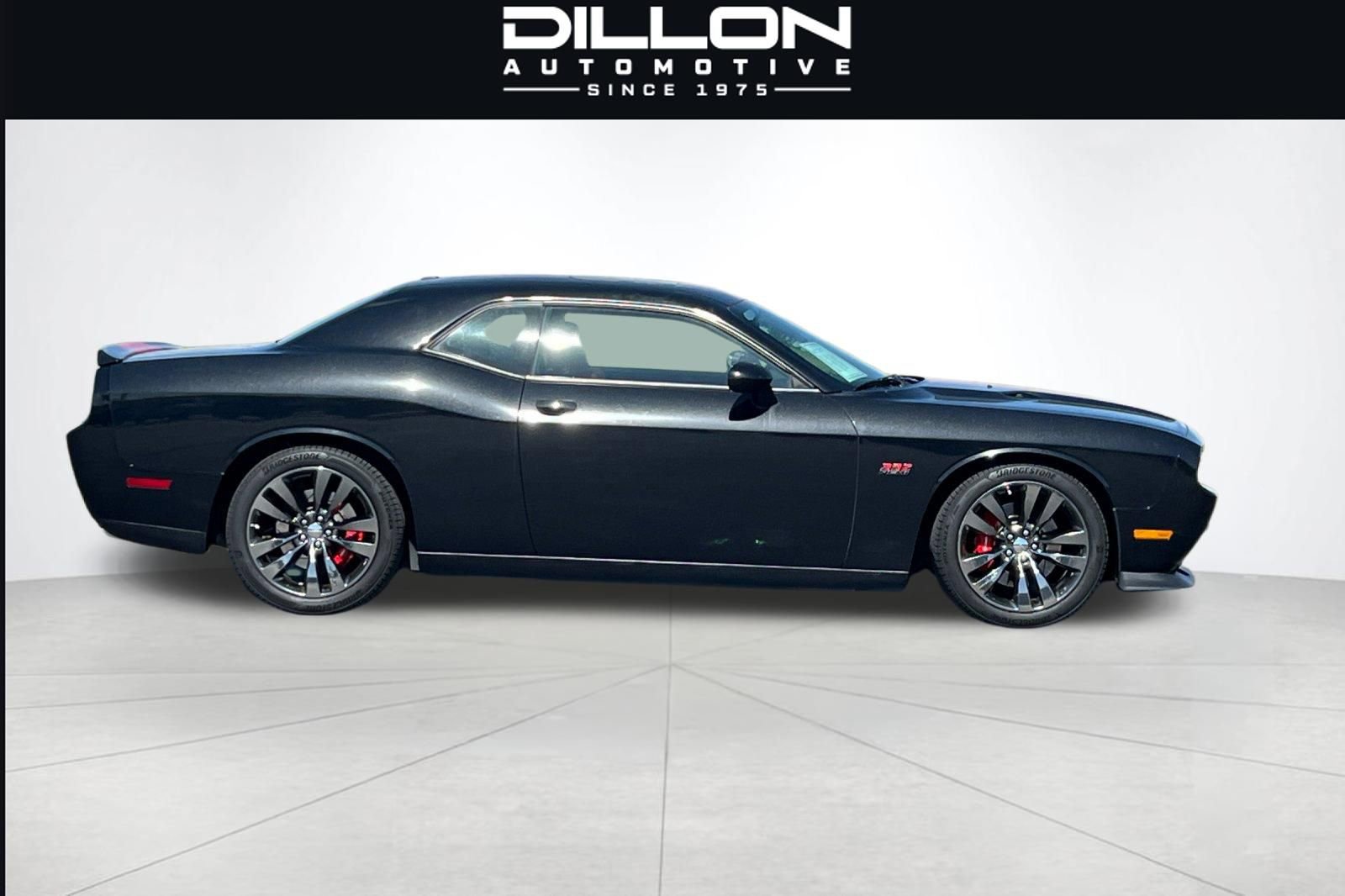 Used 2014 Dodge Challenger SRT8 w/ Harman/Kardon Audio Group RWD image 3