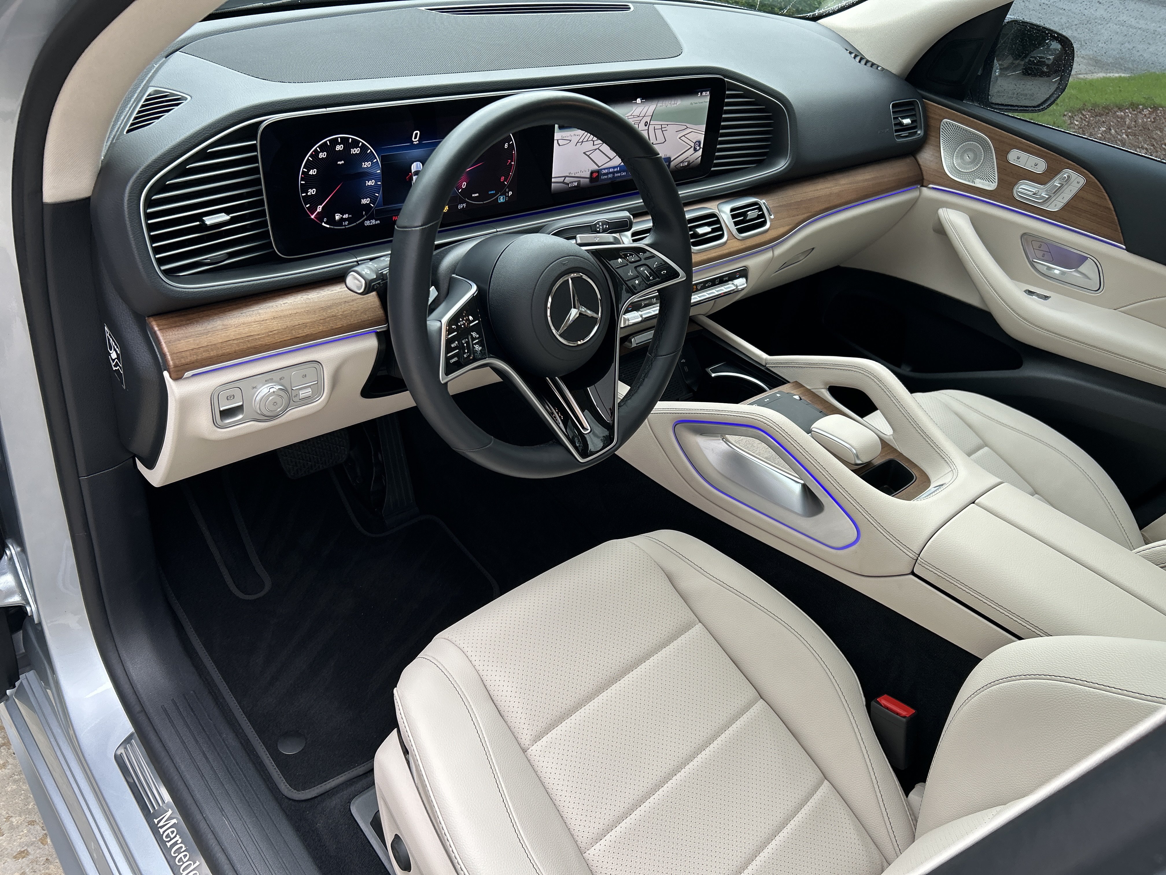 Certified 2025 Mercedes-Benz GLE 350 4MATIC w/ AMG Line Exterior image 18