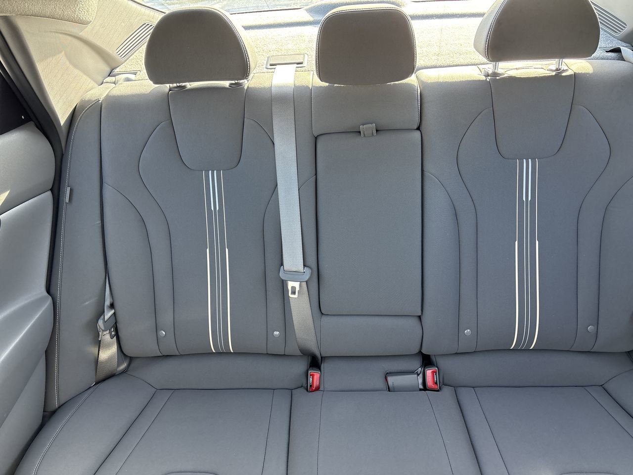 Certified 2025 Hyundai Elantra SEL w/ Cargo Package FWD image 23