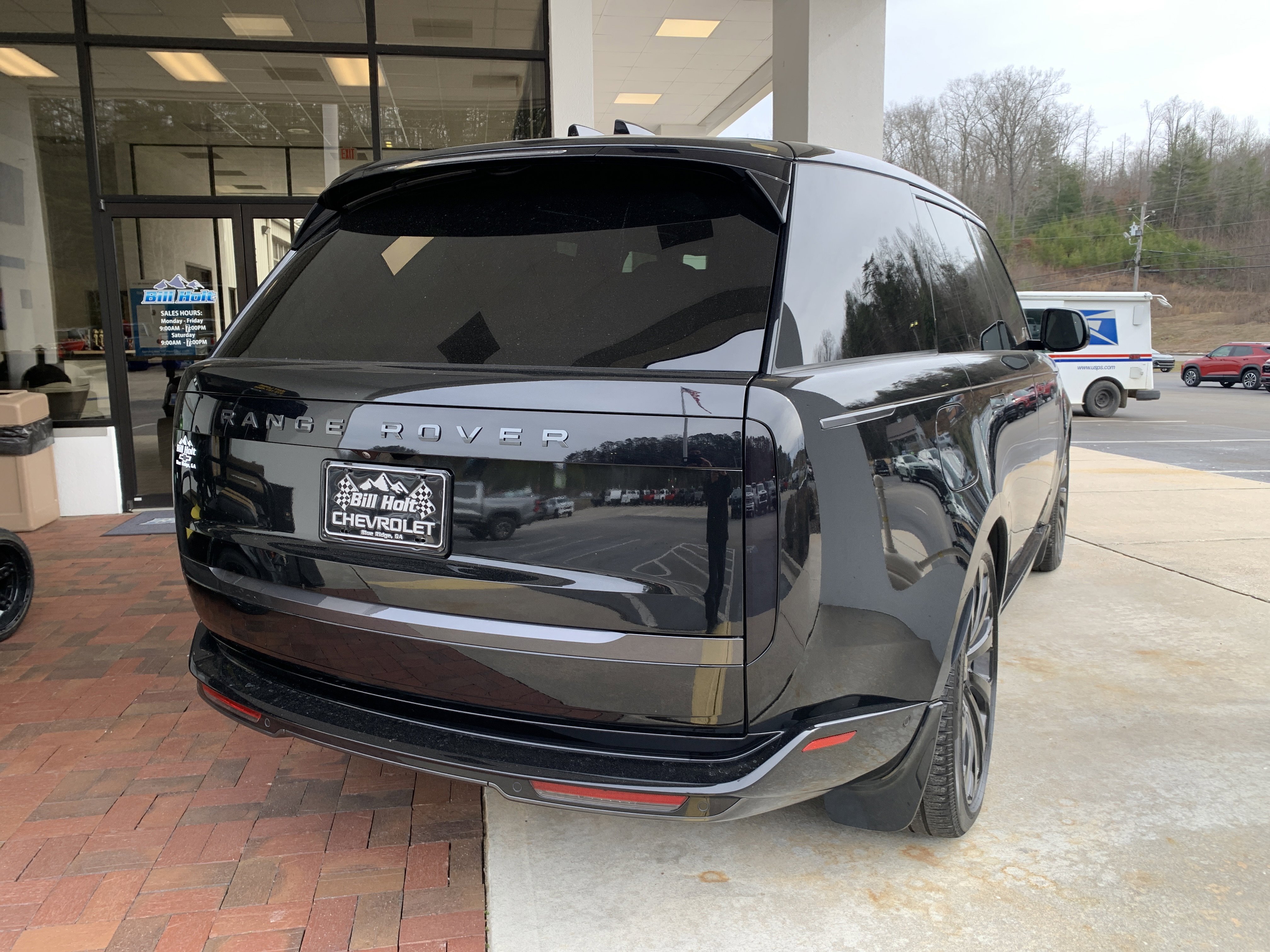 Used 2025 Land Rover Range Rover Autobiography image 3