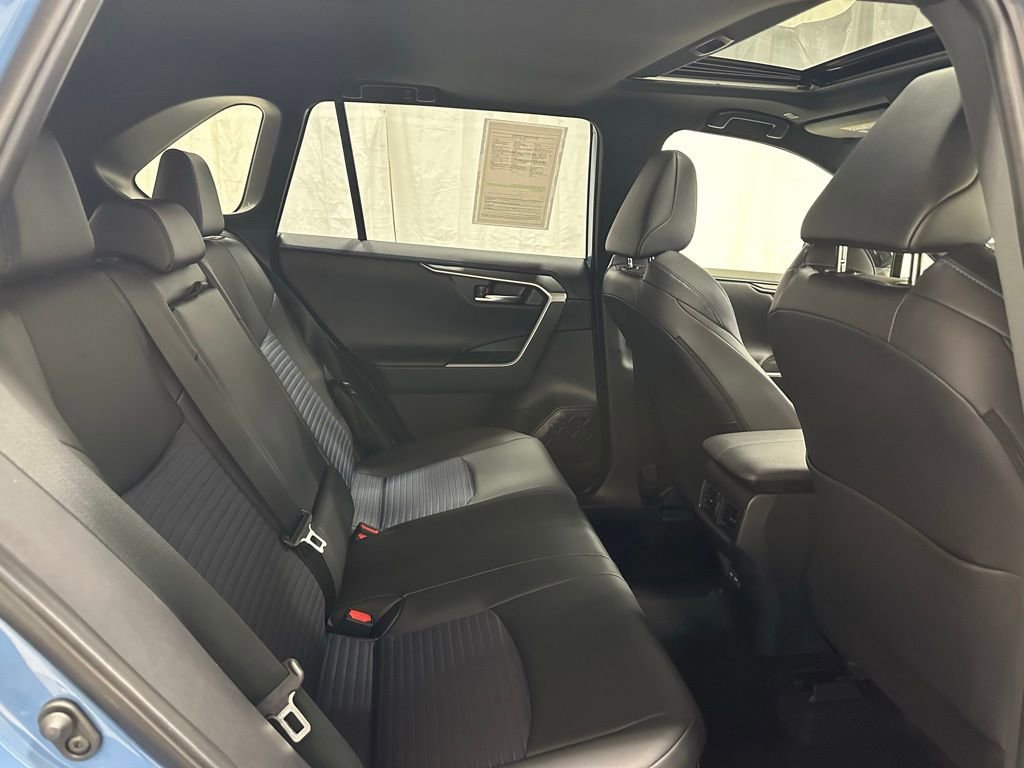 Used 2025 Toyota RAV4 XSE w/ Weather Package image 57