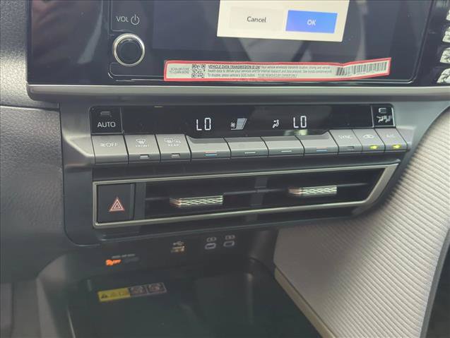 Used 2026 Toyota Camry SE FWD image 23
