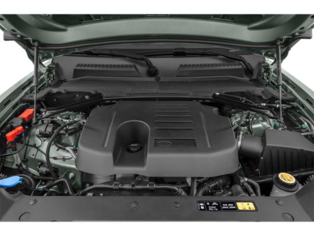Used 2022 Land Rover Defender 90 V8 AWD/4WD image 15