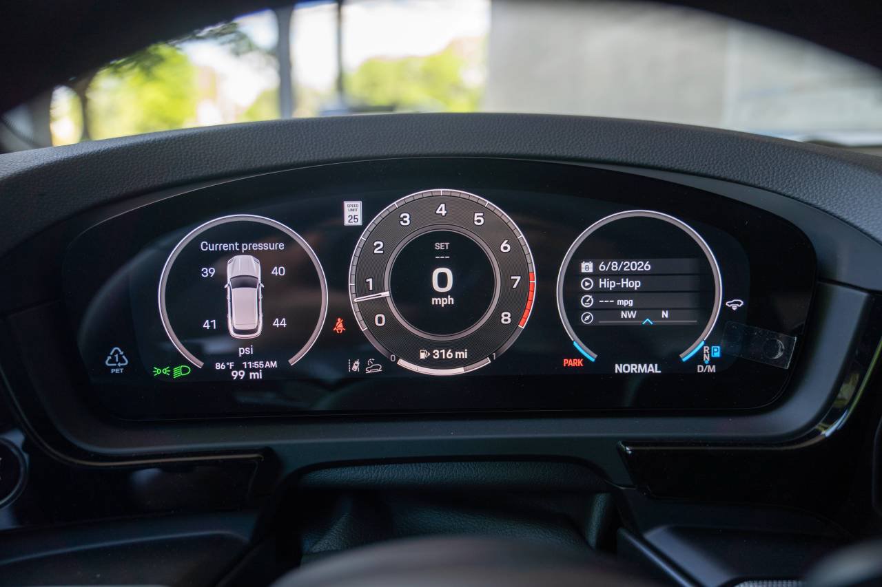 New 2026 Porsche Cayenne S AWD/4WD image 17