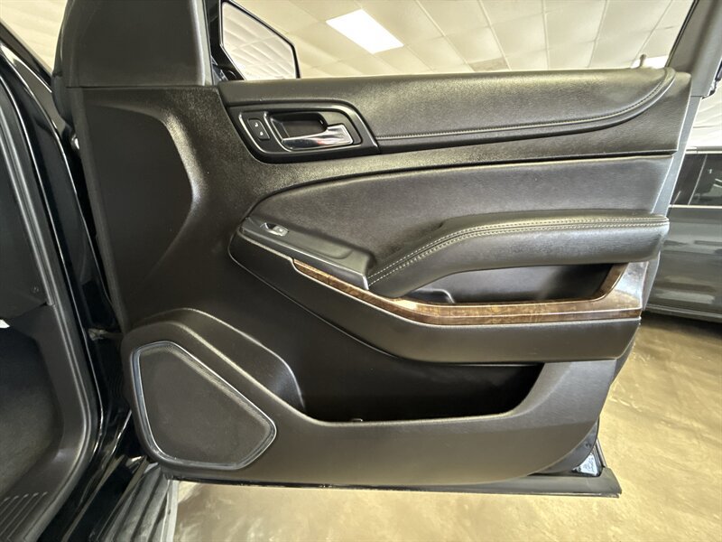 Used 2019 Chevrolet Tahoe LS RWD image 14