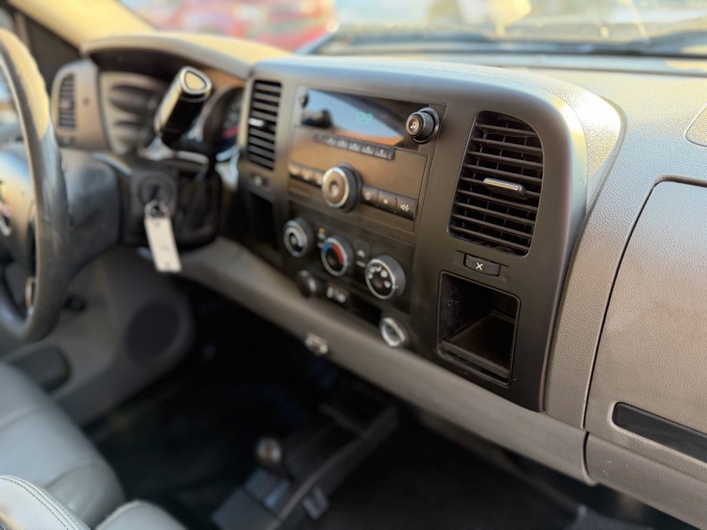 Used 2013 GMC Sierra 3500 W/T w/ Snow Plow Prep Package image 21