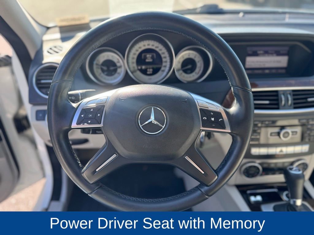 Used 2013 Mercedes-Benz C 250 Sedan image 11
