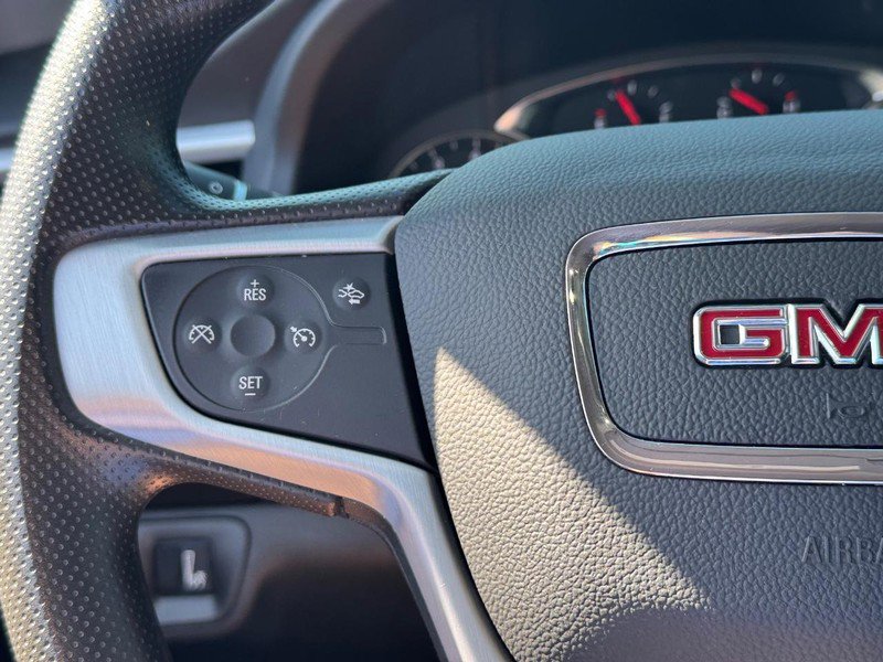 Certified 2023 GMC Acadia SLE w/ Driver Convenience Package image 20