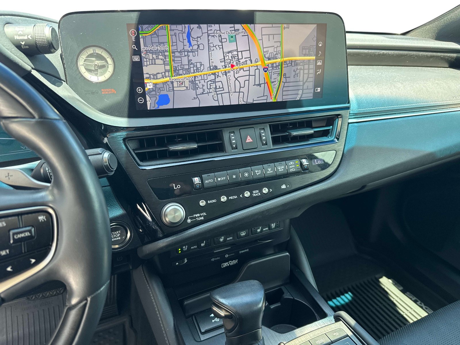 Certified 2022 Lexus ES 350 Ultra Luxury w/ Accessory Package 2 FWD image 22
