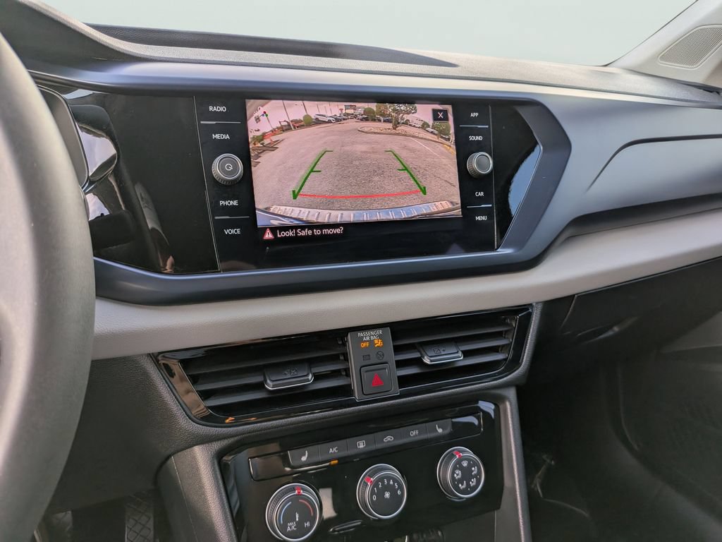 Certified 2023 Volkswagen Taos SE FWD image 21
