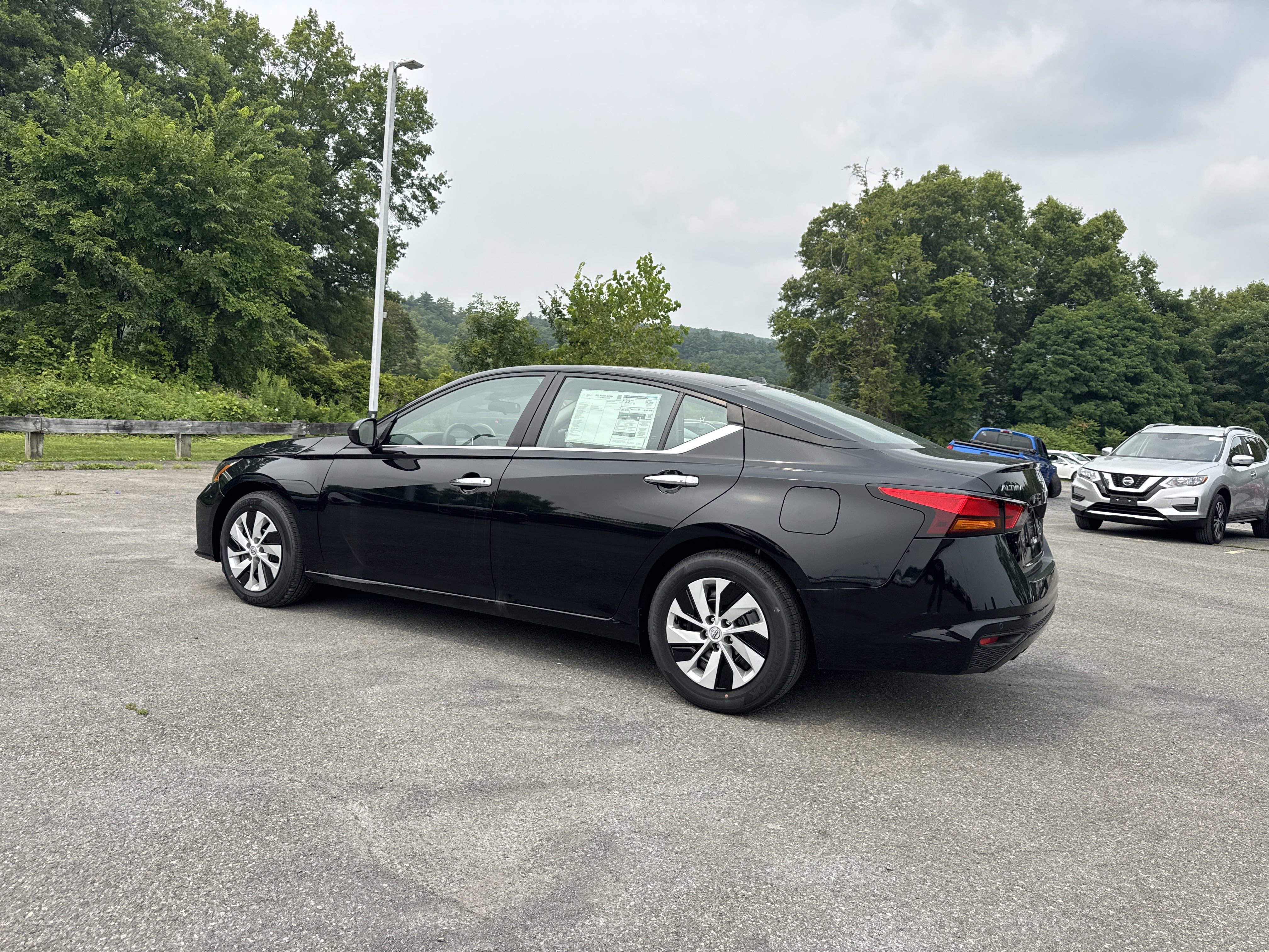 New 2025 Nissan Altima 2.5 S image 7