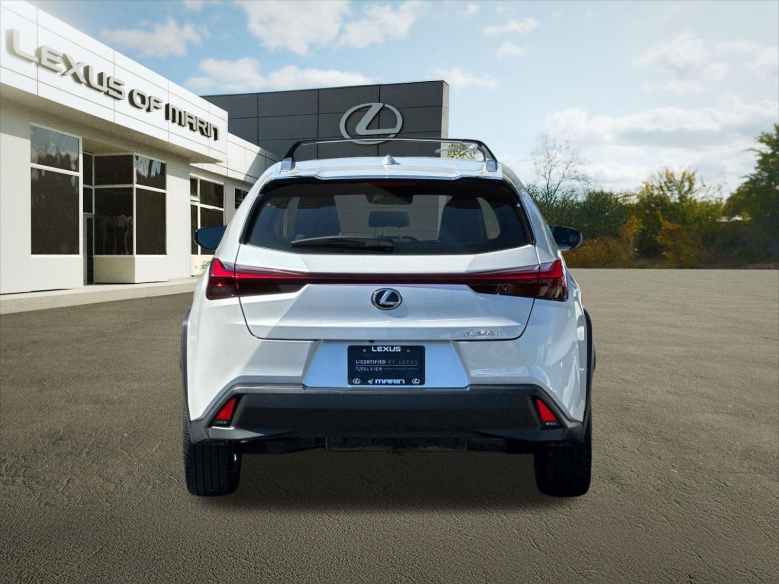 Used 2025 Lexus UX 300h FWD w/ Accessory Package (Z2) image 9