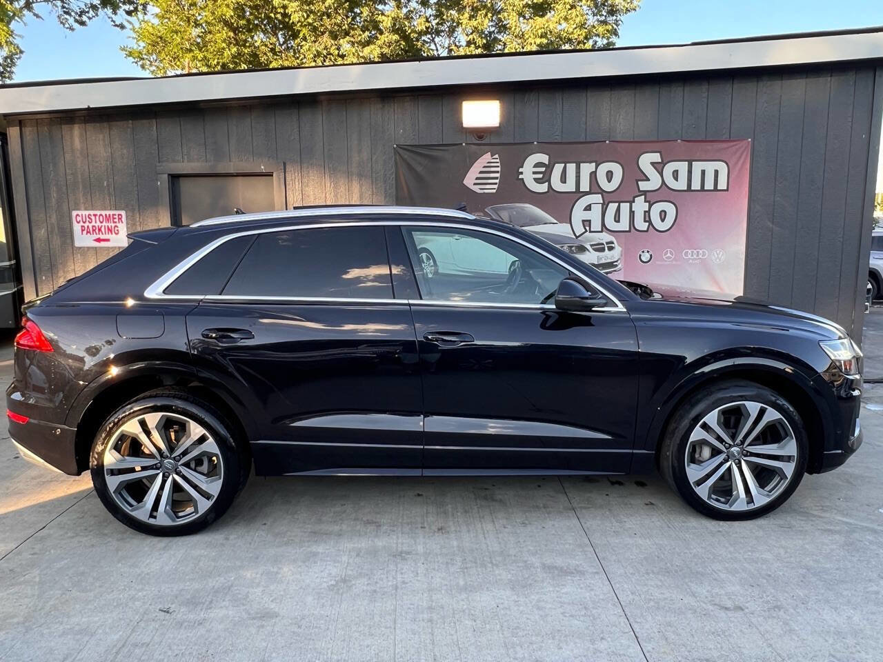 Used 2019 Audi Q8 Prestige image 10