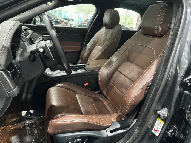 Used 2019 Jaguar XF S AWD/4WD image 42