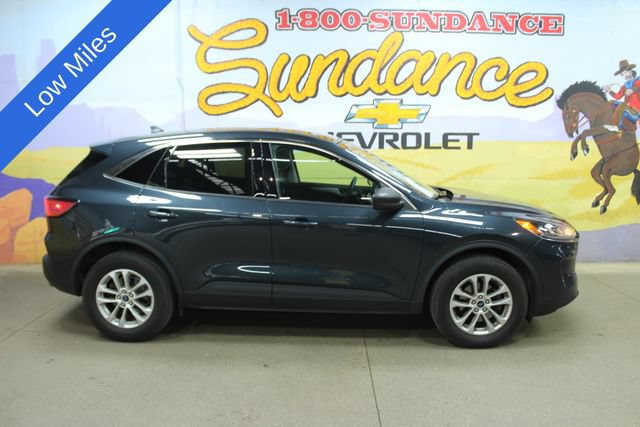 Used 2022 Ford Escape SE AWD/4WD image 1