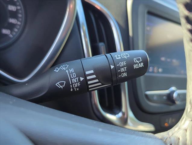 Used 2022 Chevrolet Equinox LT FWD image 16