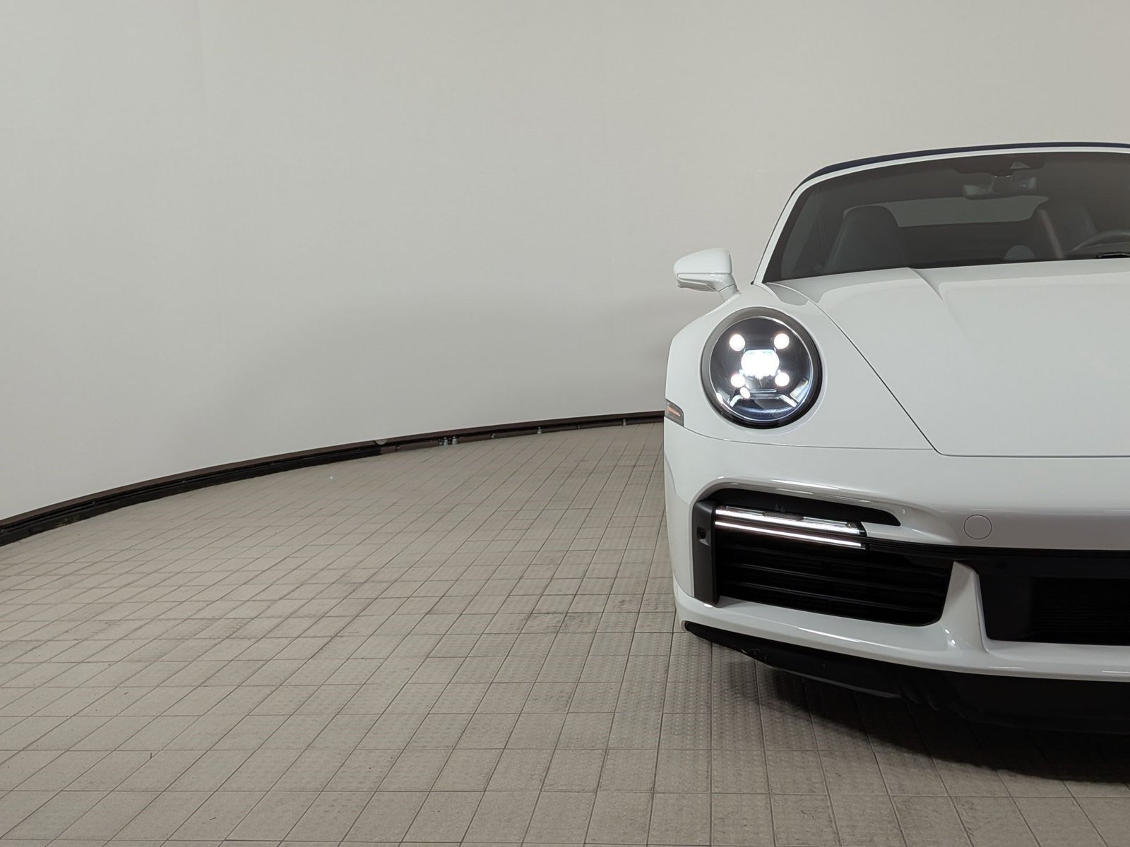 Certified 2024 Porsche 911 Turbo AWD/4WD image 12
