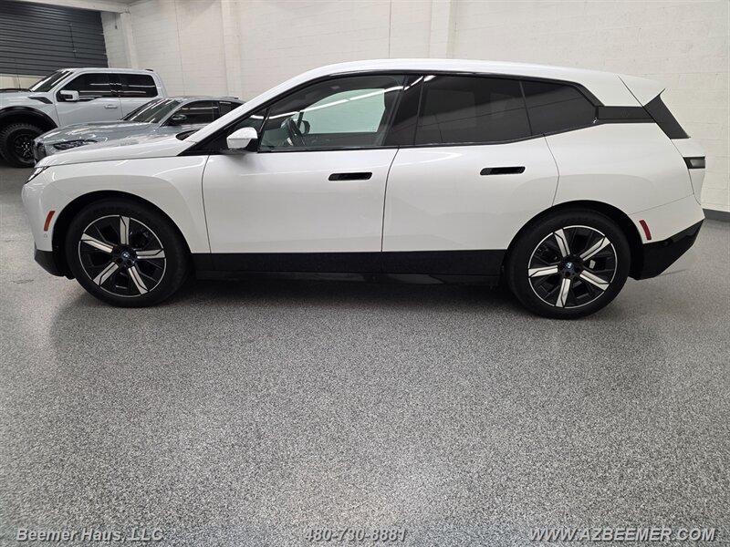 Used 2023 BMW iX M60 w/ Executive Package AWD/4WD image 4