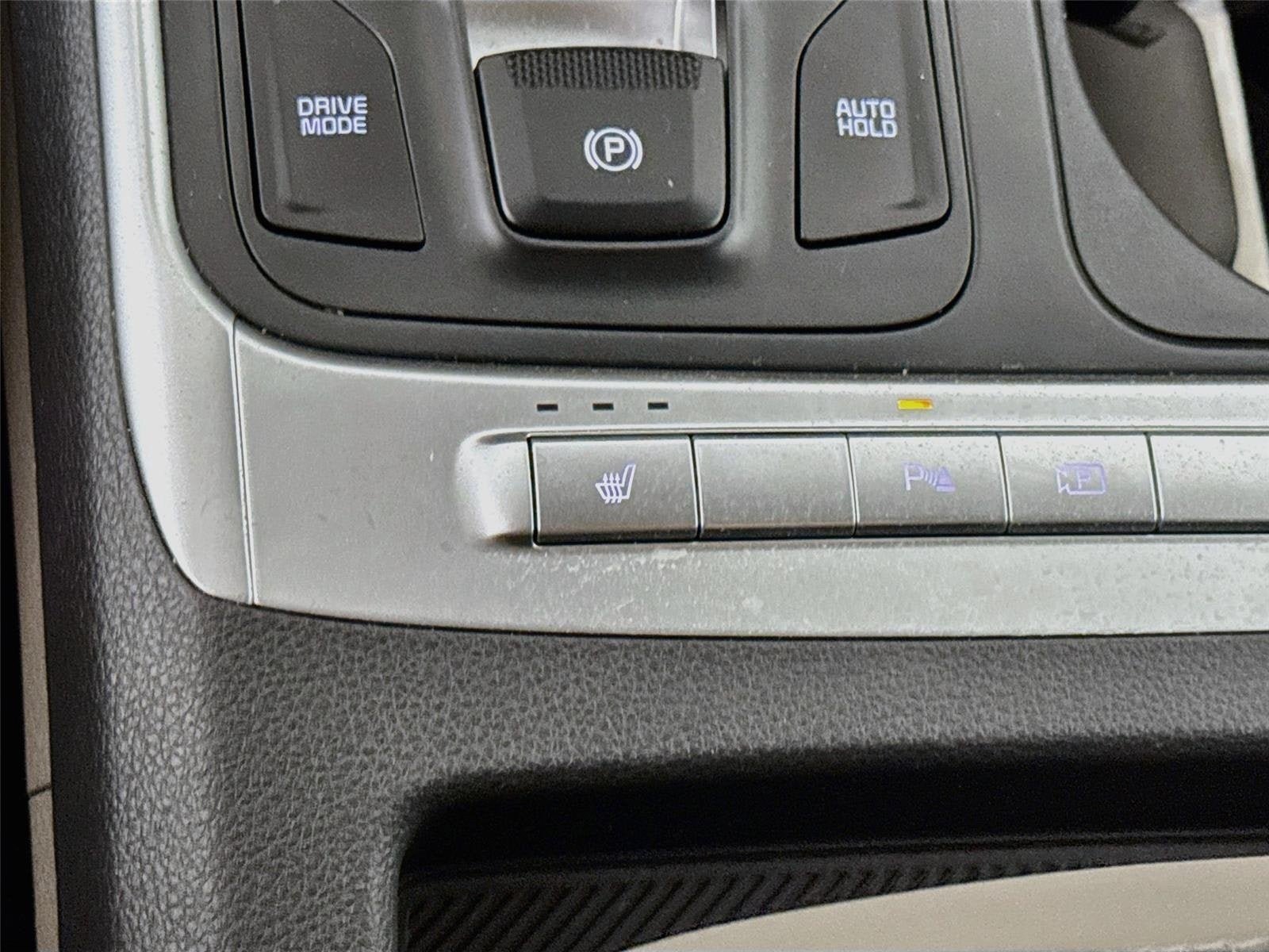 Certified 2025 Kia Carnival FWD image 21