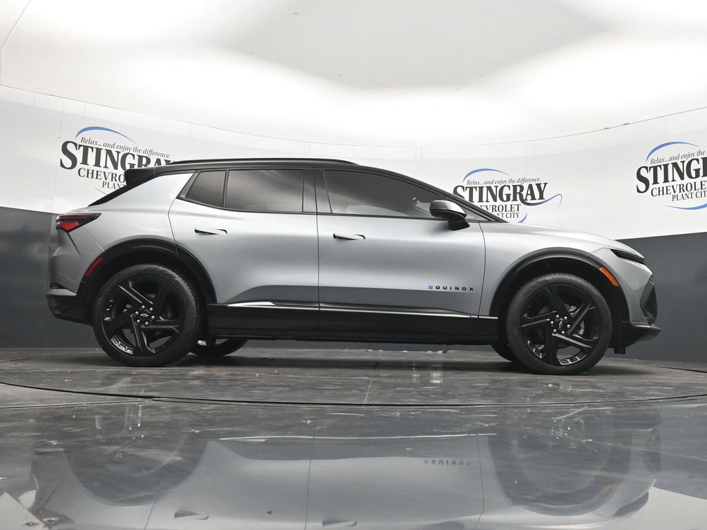 Certified 2026 Chevrolet Equinox EV RS w/ LPO, All-Weather Mat Package FWD image 33