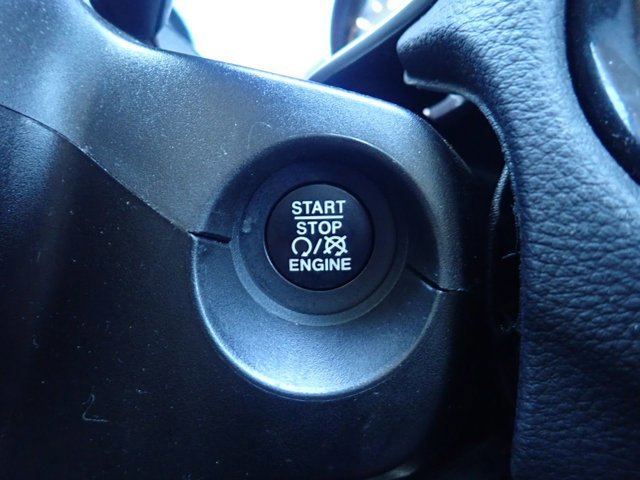 Used 2020 Jeep Compass Altitude image 22