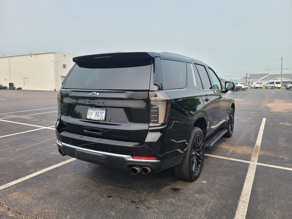 Used 2025 Chevrolet Tahoe Premier AWD/4WD image 7