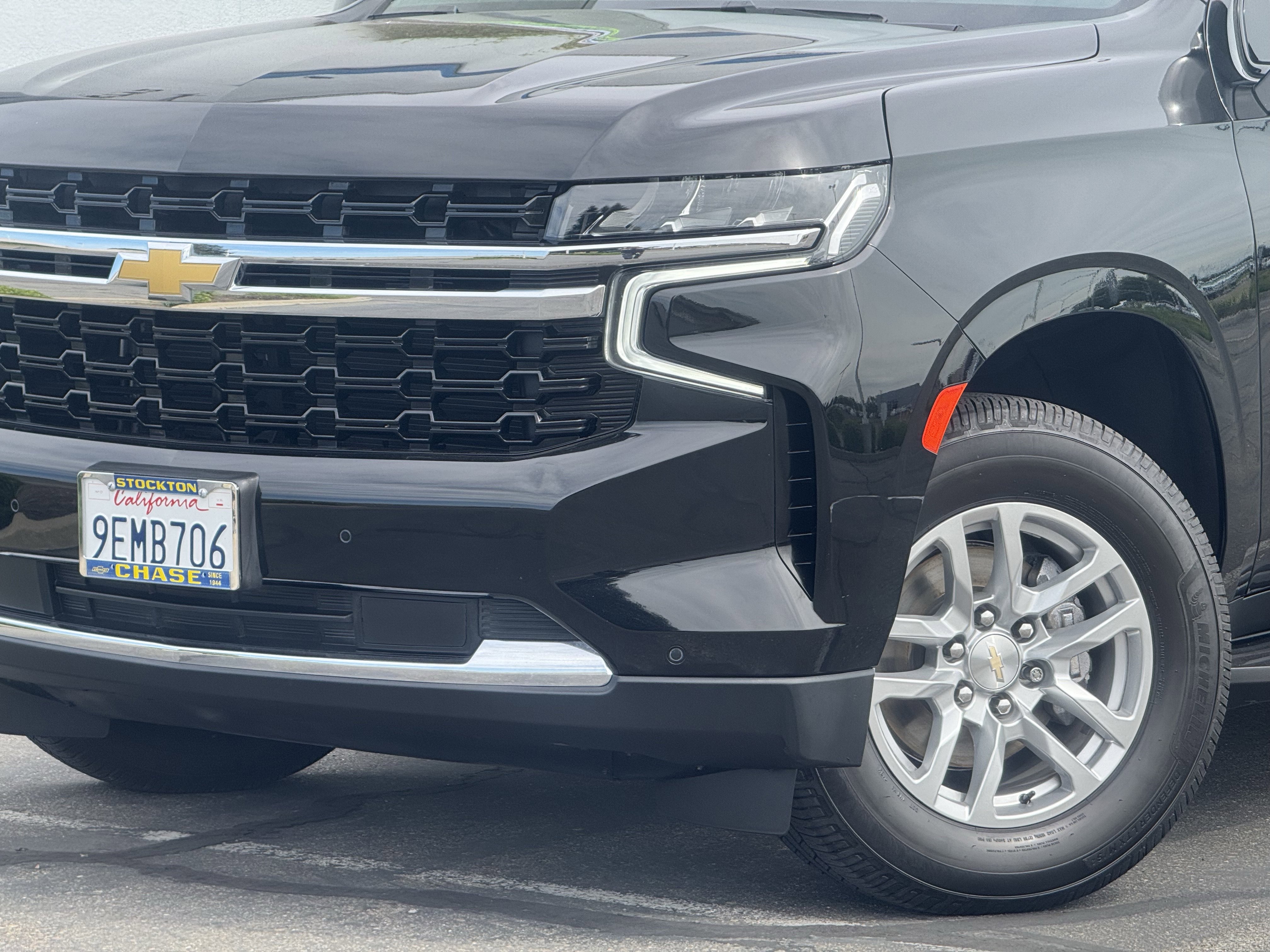 Used 2023 Chevrolet Tahoe LS image 3