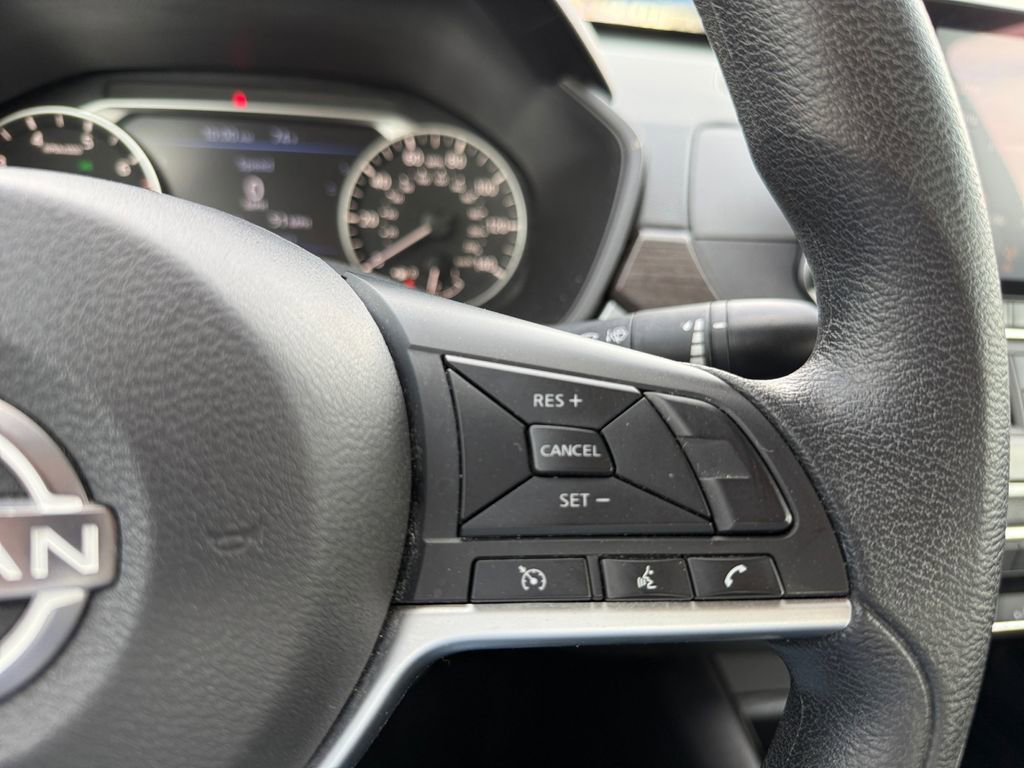 Used 2024 Nissan Altima 2.5 SV image 16