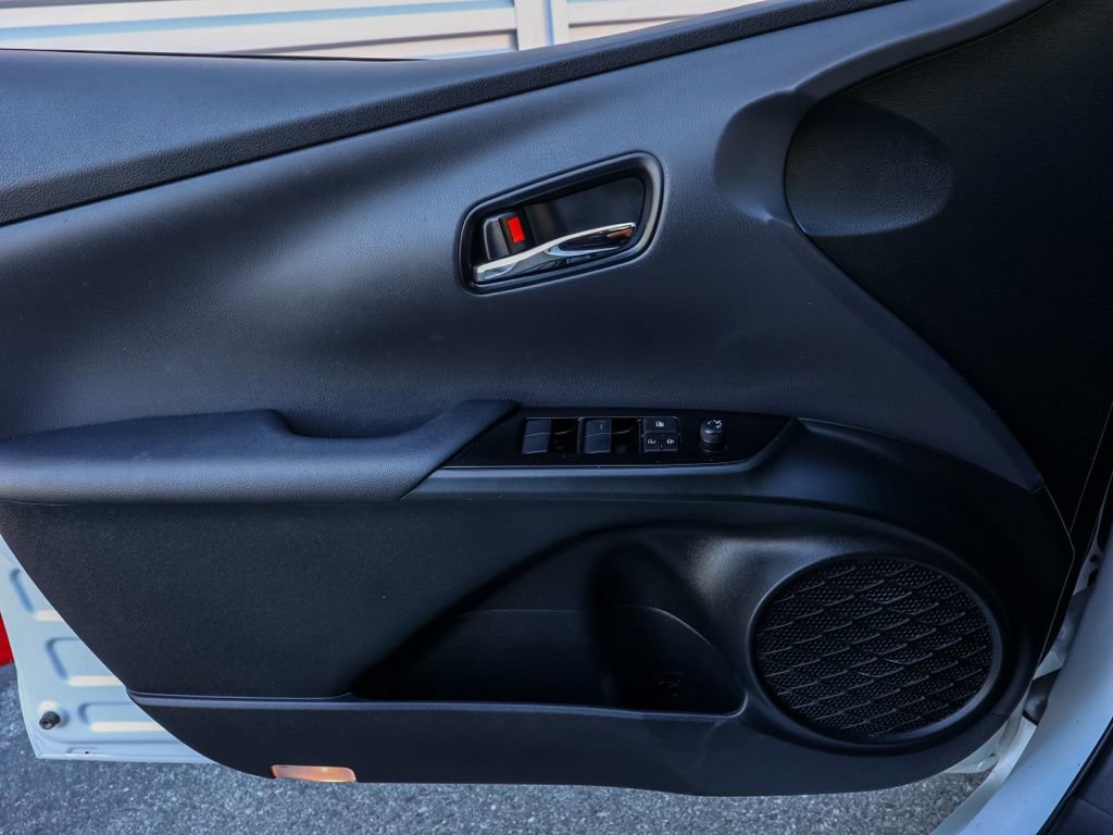 Used 2021 Toyota Prius L Eco image 23