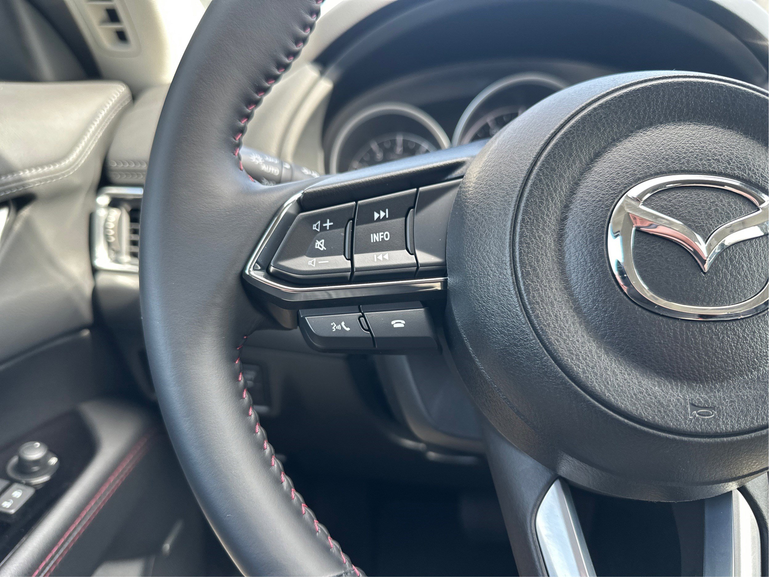 Used 2025 MAZDA CX-5 Carbon Edition image 34