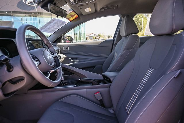 Certified 2025 Hyundai Elantra Sport w/ Cargo Package image 13