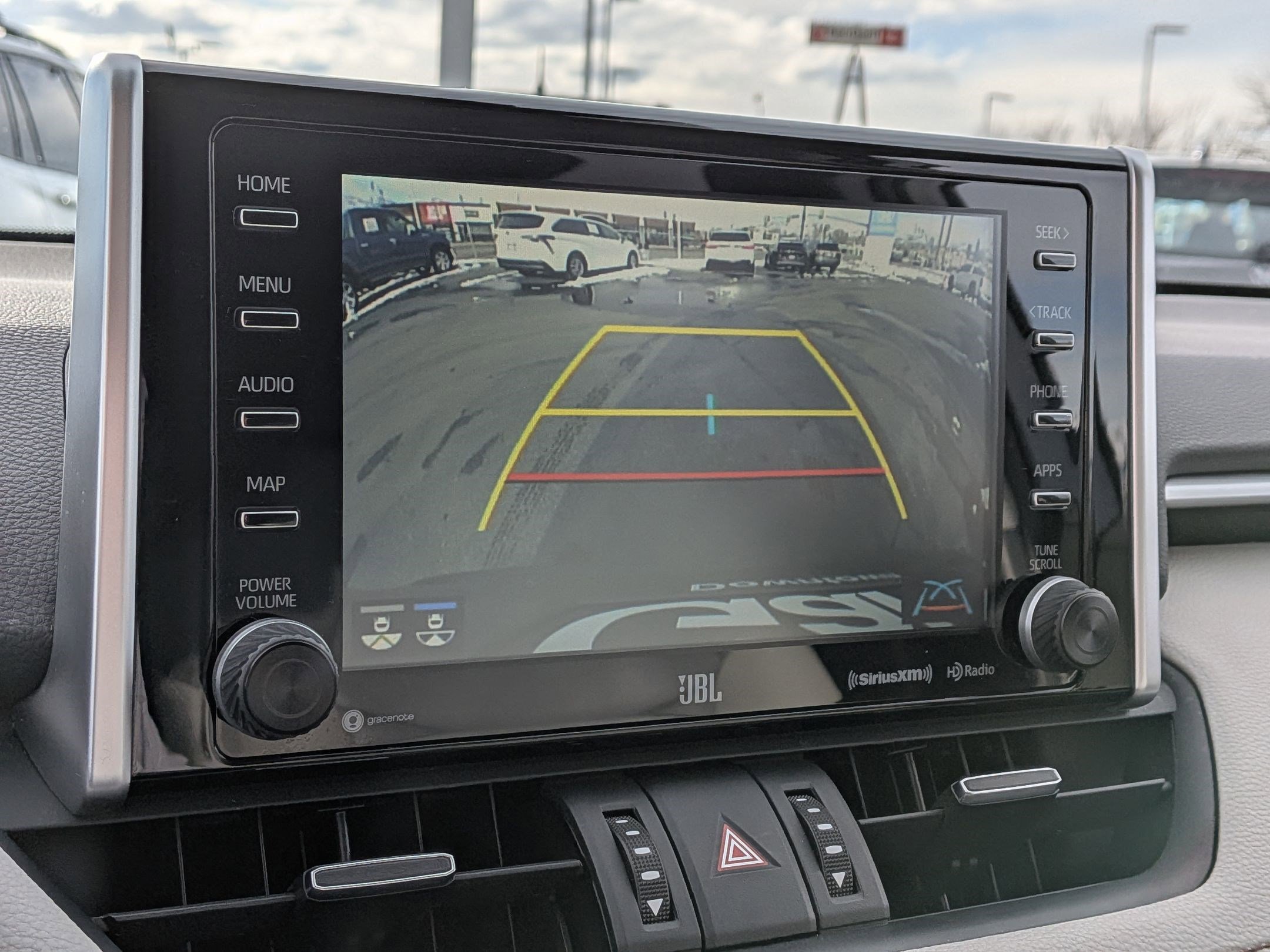 Used 2021 Toyota RAV4 XLE Premium image 22