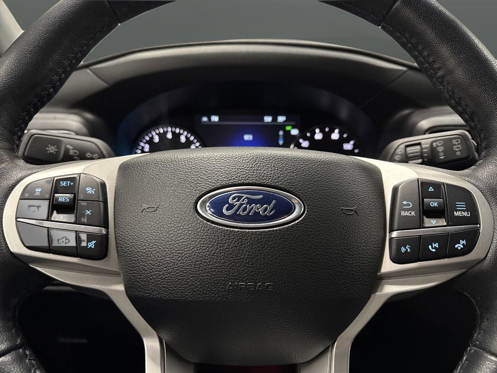 Used 2023 Ford Explorer Limited image 17