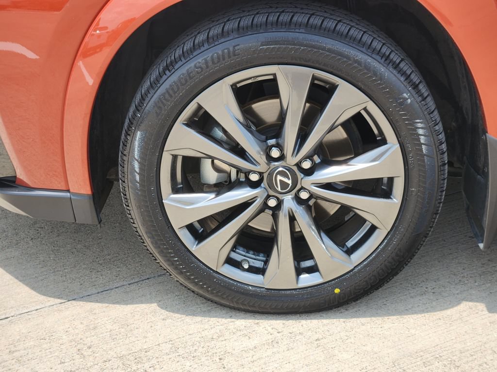 Certified 2023 Lexus UX 250h F Sport FWD image 10