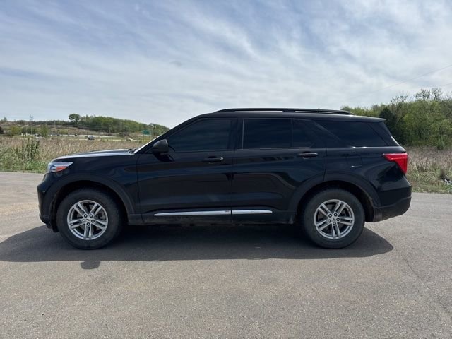 Used 2020 Ford Explorer XLT image 6
