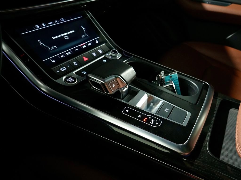 Used 2021 Audi Q7 3.0T Premium w/ Convenience Package image 22