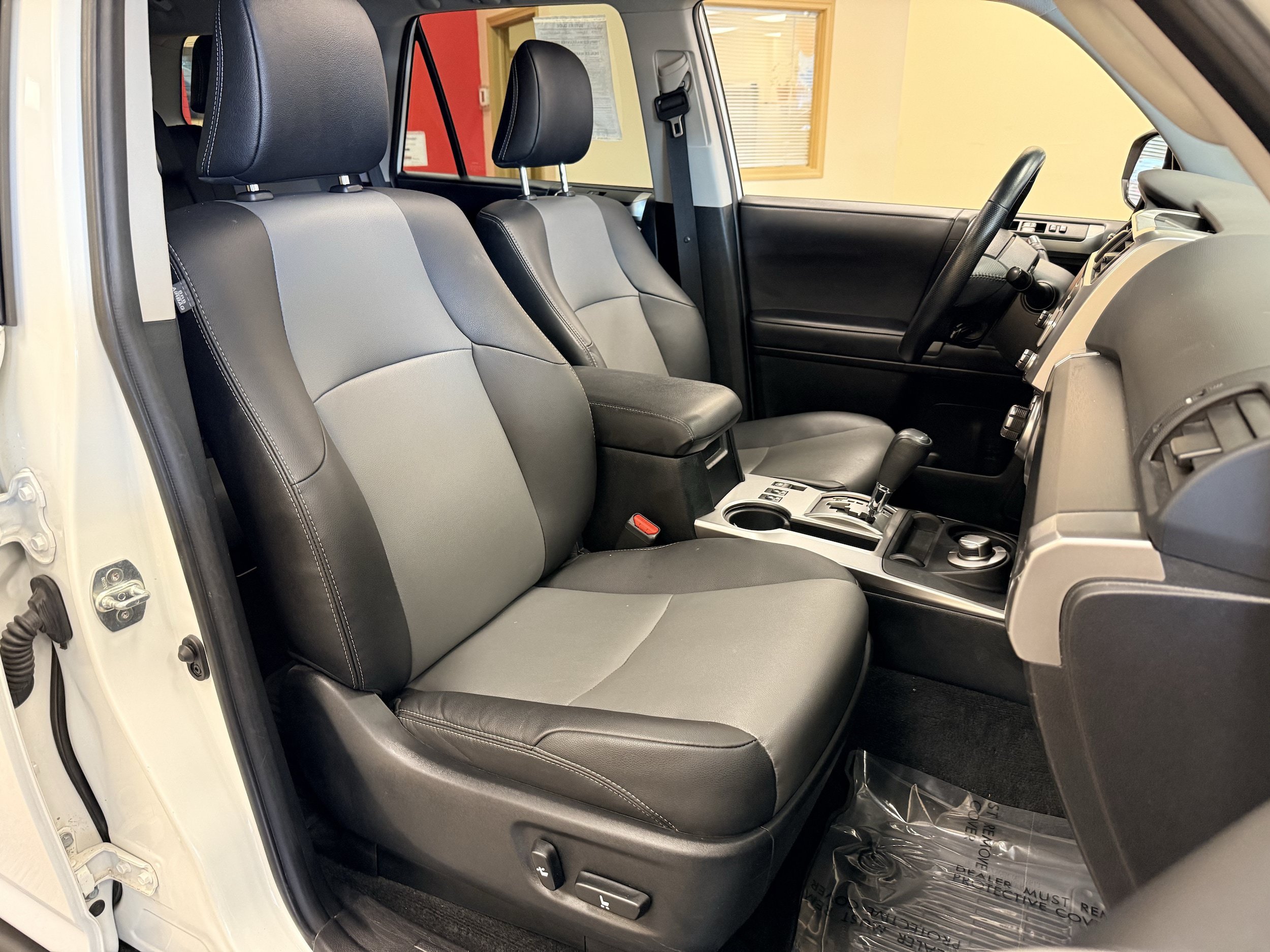 Certified 2024 Toyota 4Runner SR5 Premium w/ Moonroof Package AWD/4WD image 38