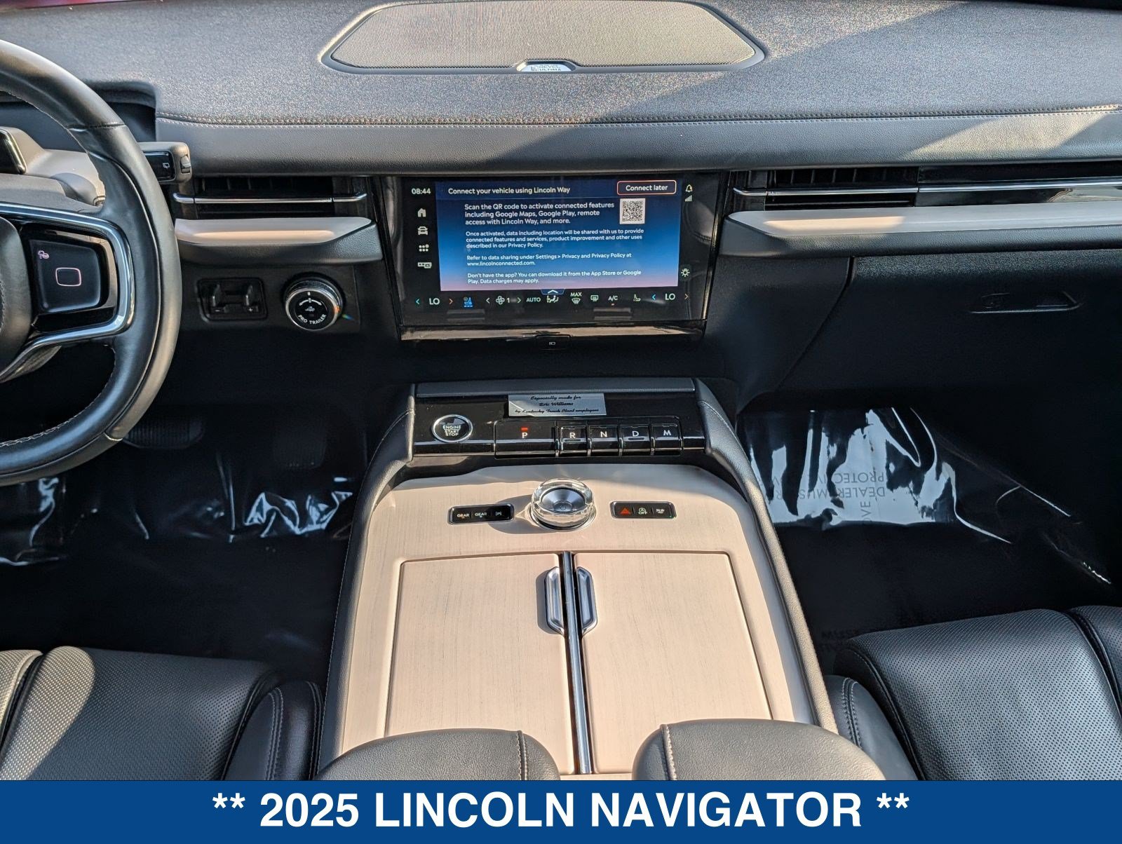 Used 2025 Lincoln Navigator Reserve w/ Jet Appearance Package AWD/4WD image 24