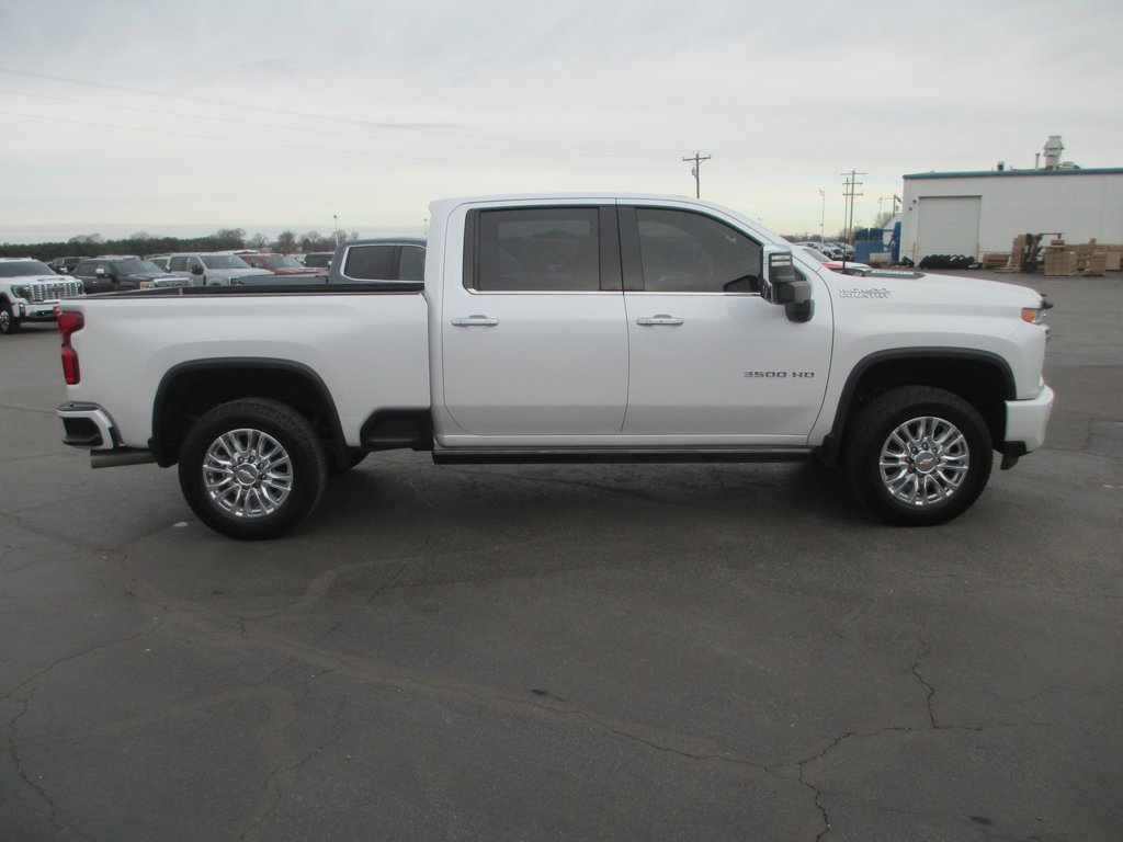 Used 2021 Chevrolet Silverado 3500 High Country w/ Z71 Off-Road Package image 3