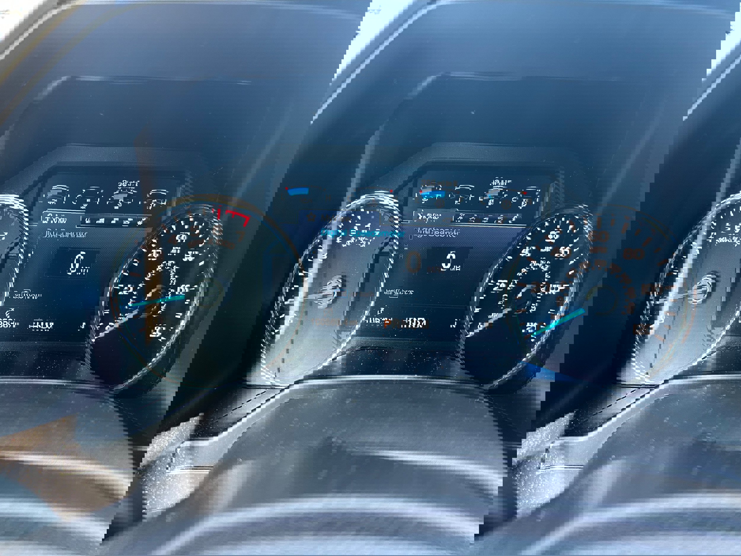 Used 2017 Ford F150 Lariat w/ Equipment Group 502A Luxury image 9